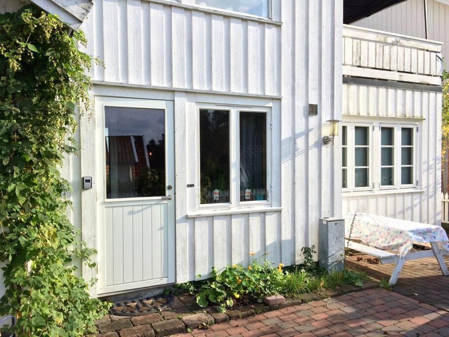 Appartamento Cosy Flat For 4 Persons Kristiansand Esterno foto